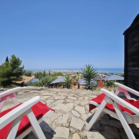 Alturas Del Montgo Penzion 3*
