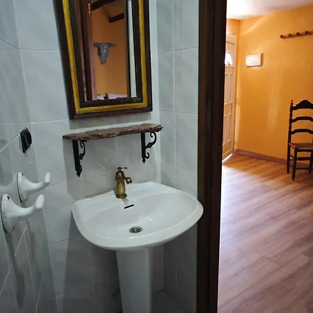 Alturas Del Montgo Gæstehus *